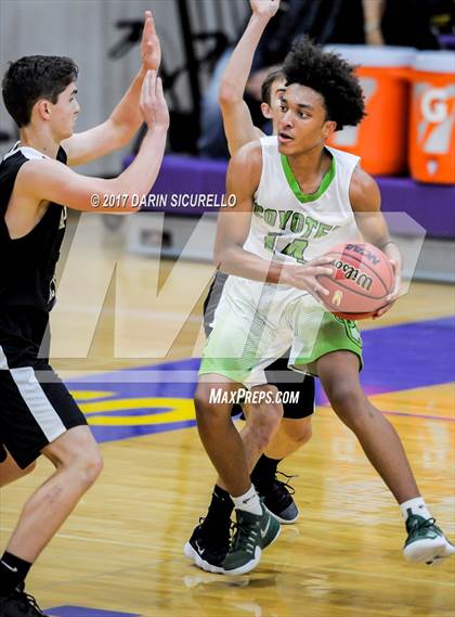 Thumbnail 3 in Apache Junction vs. Skyline (Mesa Fear the Hop Tournament)  photogallery.
