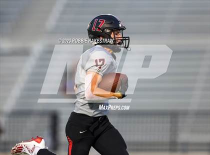 Thumbnail 2 in Lake Highlands @ Nimitz photogallery.