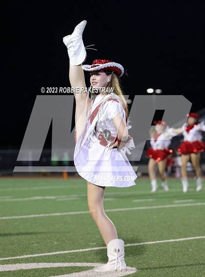 Thumbnail 1 in Lake Highlands @ Nimitz photogallery.