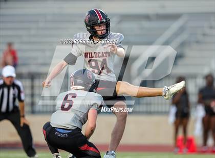 Thumbnail 3 in Lake Highlands @ Nimitz photogallery.