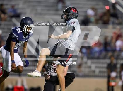 Thumbnail 3 in Lake Highlands @ Nimitz photogallery.