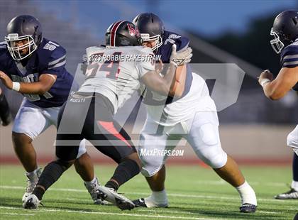 Thumbnail 2 in Lake Highlands @ Nimitz photogallery.