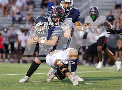 Thumbnail 1 in Lake Highlands @ Nimitz photogallery.