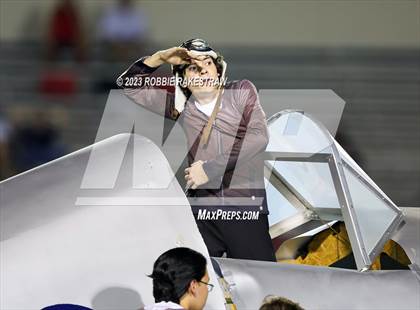 Thumbnail 2 in Lake Highlands @ Nimitz photogallery.