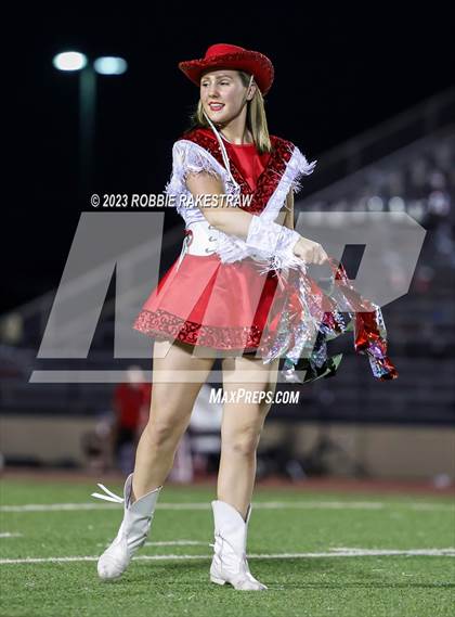 Thumbnail 3 in Lake Highlands @ Nimitz photogallery.
