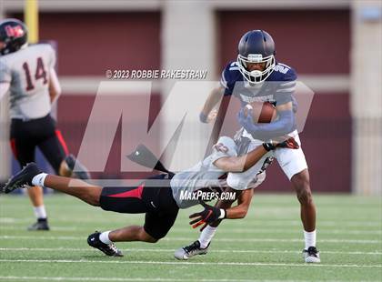 Thumbnail 2 in Lake Highlands @ Nimitz photogallery.