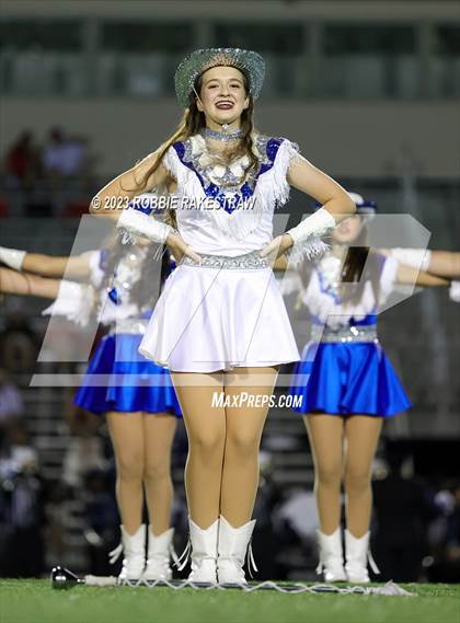 Thumbnail 1 in Lake Highlands @ Nimitz photogallery.