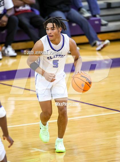 Thumbnail 1 in John Marshall vs Clayton (John Wall Holiday Invitational) photogallery.