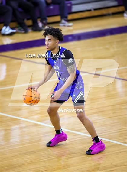 Thumbnail 3 in John Marshall vs Clayton (John Wall Holiday Invitational) photogallery.