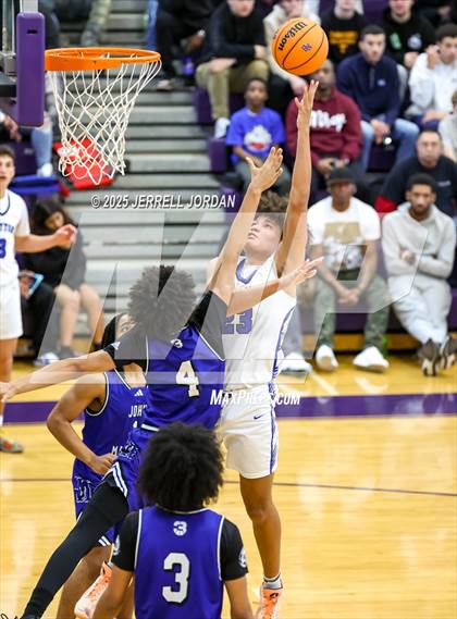 Thumbnail 2 in John Marshall vs Clayton (John Wall Holiday Invitational) photogallery.
