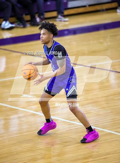 Thumbnail 2 in John Marshall vs Clayton (John Wall Holiday Invitational) photogallery.