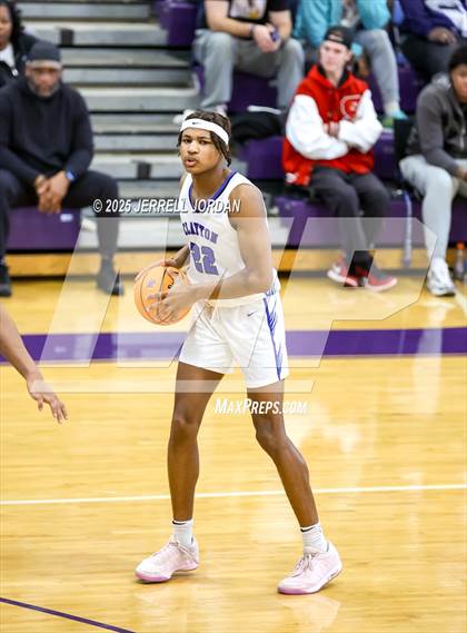 Thumbnail 3 in John Marshall vs Clayton (John Wall Holiday Invitational) photogallery.