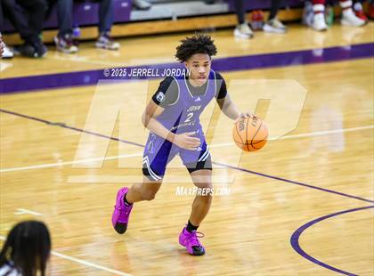 Thumbnail 3 in John Marshall vs Clayton (John Wall Holiday Invitational) photogallery.