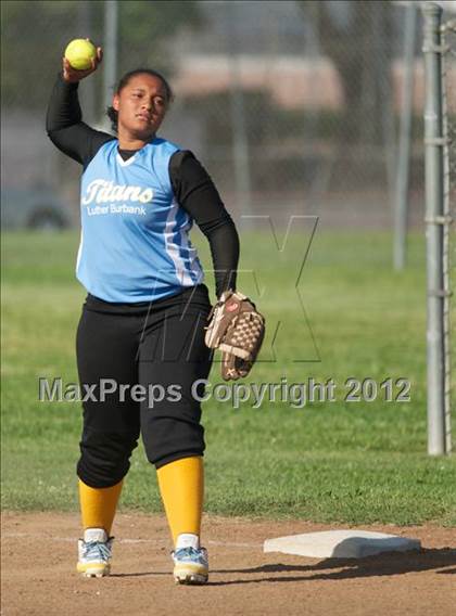 Thumbnail 3 in Kennedy @ Burbank photogallery.