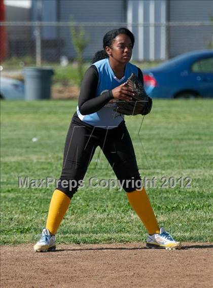 Thumbnail 1 in Kennedy @ Burbank photogallery.