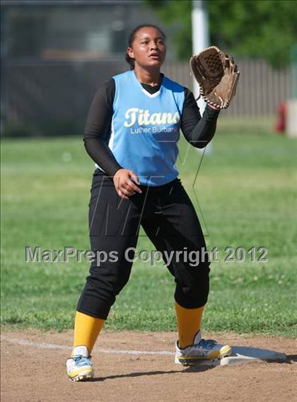 Thumbnail 3 in Kennedy @ Burbank photogallery.