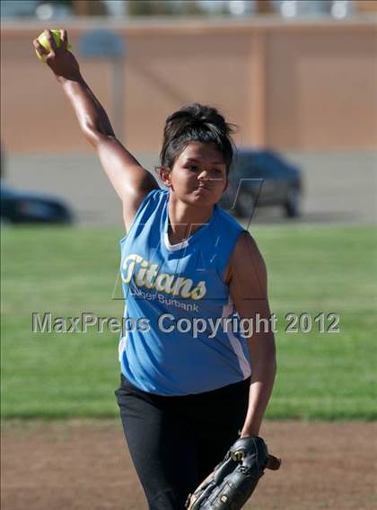 Thumbnail 3 in Kennedy @ Burbank photogallery.