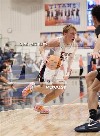 Thumbnail 2 in JV: Doherty @ Legend photogallery.