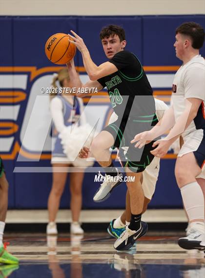 Thumbnail 2 in JV: Doherty @ Legend photogallery.