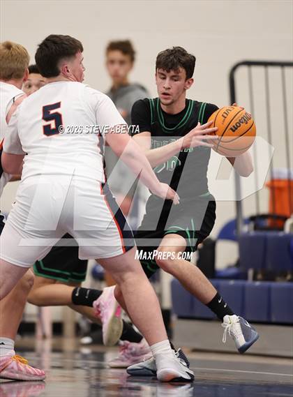 Thumbnail 2 in JV: Doherty @ Legend photogallery.