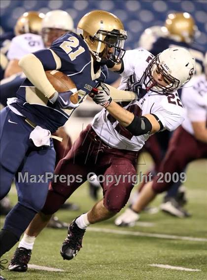 Thumbnail 1 in Canisius vs. St. Joseph's (Monsignor Martin AA Championship) photogallery.