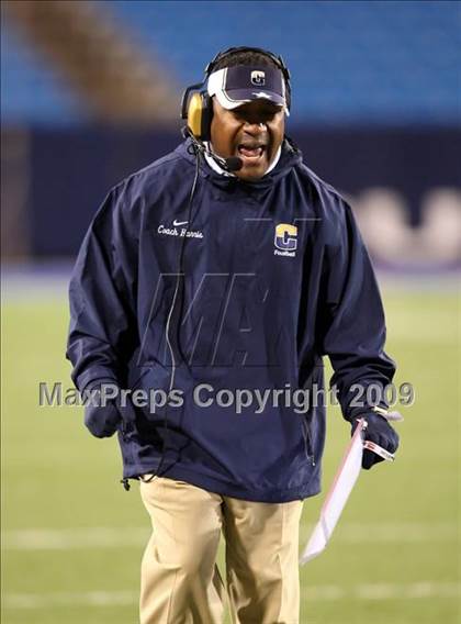 Thumbnail 1 in Canisius vs. St. Joseph's (Monsignor Martin AA Championship) photogallery.