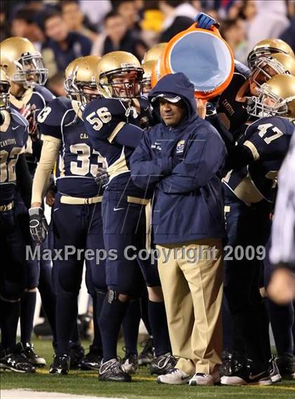 Thumbnail 1 in Canisius vs. St. Joseph's (Monsignor Martin AA Championship) photogallery.