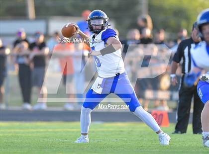 Thumbnail 1 in Newkirk @ Tonkawa photogallery.