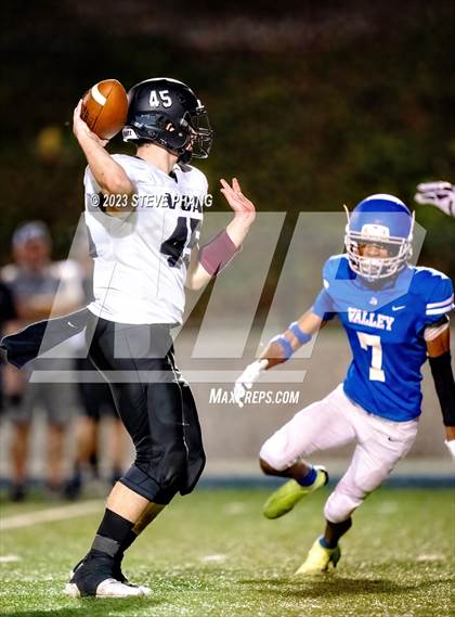 Thumbnail 2 in Valley Christian @ Valley photogallery.