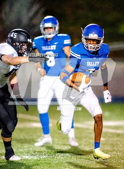 Thumbnail 1 in Valley Christian @ Valley photogallery.