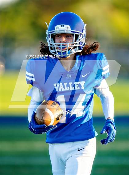 Thumbnail 1 in Valley Christian @ Valley photogallery.