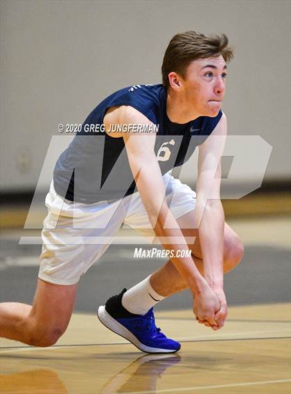 Thumbnail 3 in Bentley @ Marin Catholic photogallery.