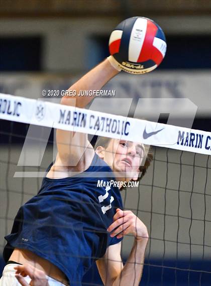 Thumbnail 2 in Bentley @ Marin Catholic photogallery.