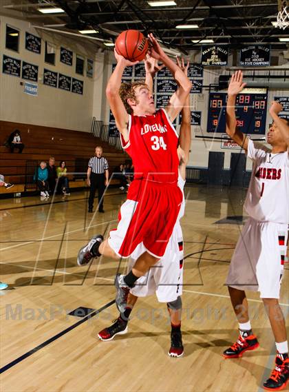 Thumbnail 3 in Rangeview vs. Loveland (Ralston Roundup) photogallery.