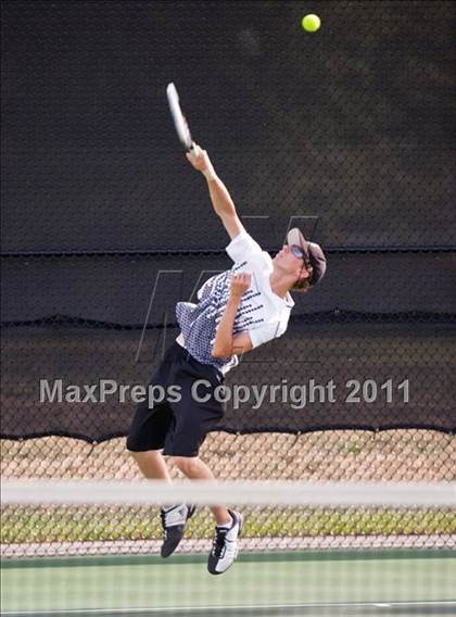 Thumbnail 3 in Shelbyville vs Pendleton Heights photogallery.