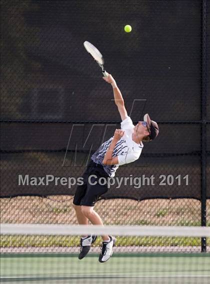 Thumbnail 2 in Shelbyville vs Pendleton Heights photogallery.