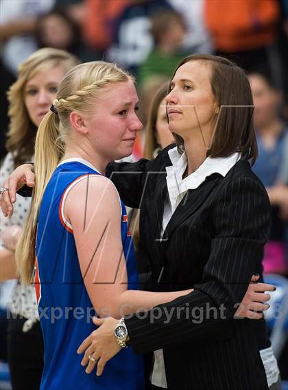 Thumbnail 2 in Springville vs. Timpview (UHSAA 4A Final) photogallery.
