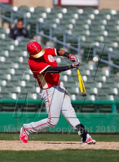 Thumbnail 3 in Orange Lutheran vs. St. Mary's photogallery.