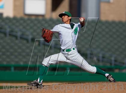 Thumbnail 3 in Orange Lutheran vs. St. Mary's photogallery.