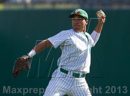 Thumbnail 2 in Orange Lutheran vs. St. Mary's photogallery.