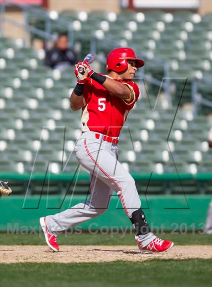 Thumbnail 3 in Orange Lutheran vs. St. Mary's photogallery.