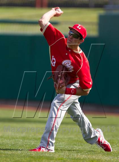 Thumbnail 3 in Orange Lutheran vs. St. Mary's photogallery.