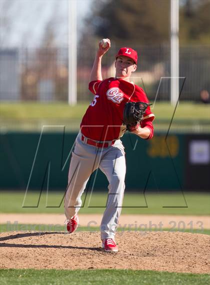 Thumbnail 3 in Orange Lutheran vs. St. Mary's photogallery.