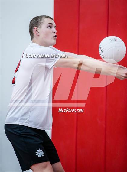Thumbnail 3 in Notre Dame (SO) vs  Harvard-Westlake photogallery.