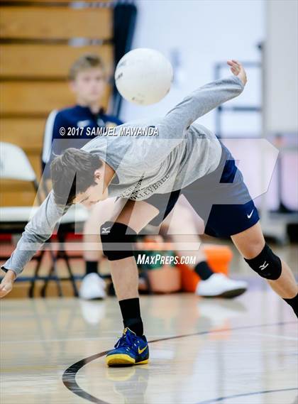 Thumbnail 3 in Notre Dame (SO) vs  Harvard-Westlake photogallery.