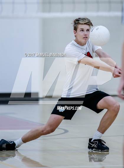 Thumbnail 1 in Notre Dame (SO) vs  Harvard-Westlake photogallery.