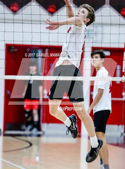Thumbnail 2 in Notre Dame (SO) vs  Harvard-Westlake photogallery.