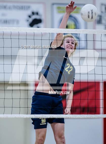 Thumbnail 3 in Notre Dame (SO) vs  Harvard-Westlake photogallery.