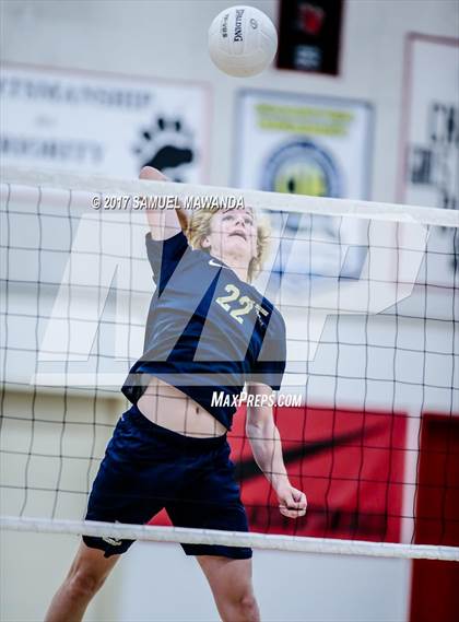 Thumbnail 2 in Notre Dame (SO) vs  Harvard-Westlake photogallery.