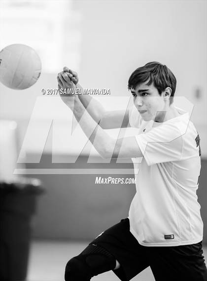 Thumbnail 2 in Notre Dame (SO) vs  Harvard-Westlake photogallery.
